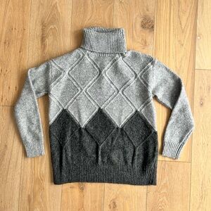 Simply Vera Vera Wang Two-Tone Gray Diamond Sweater